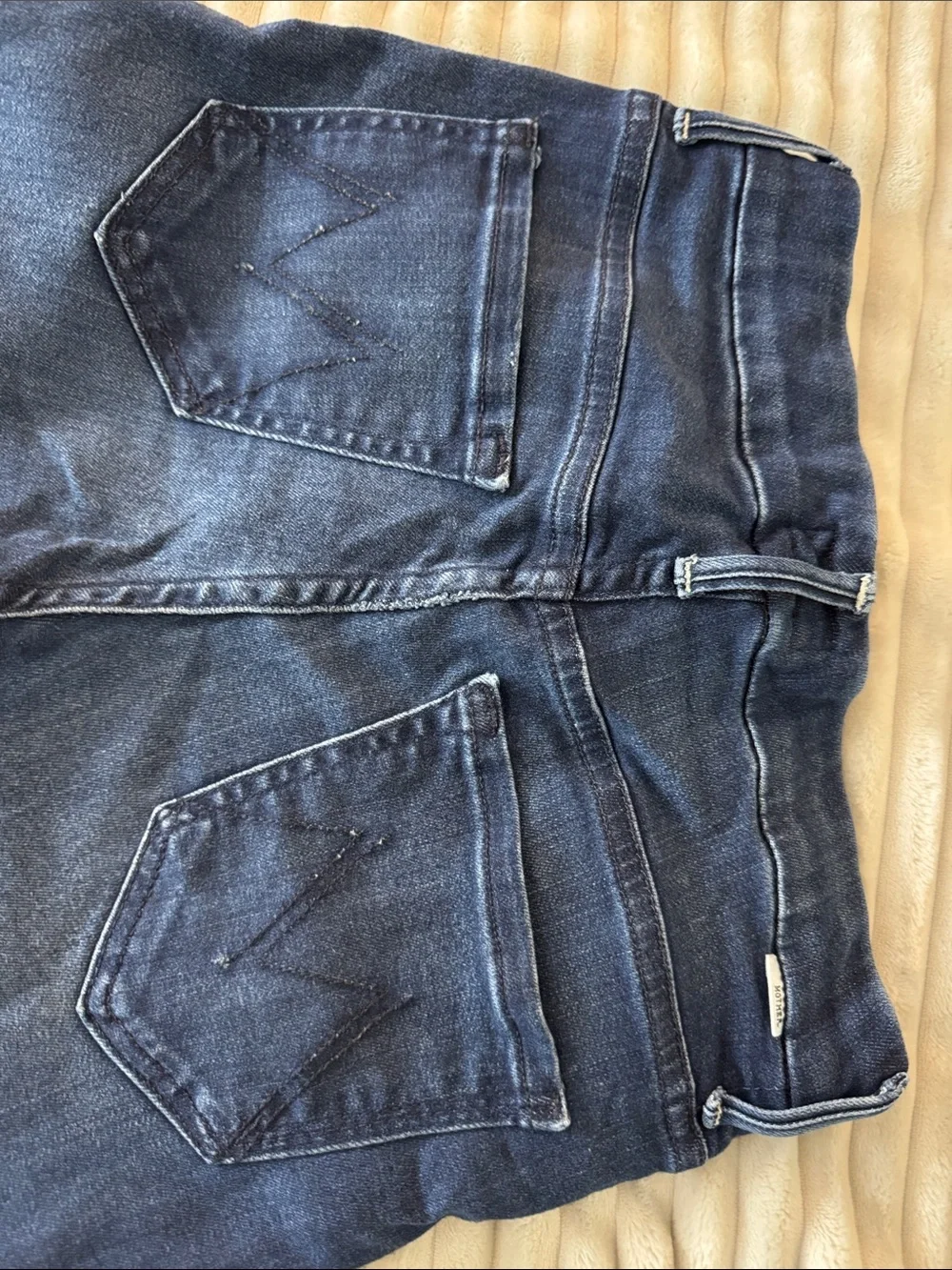 MOTHER Skinny Dark Indigo Stretch Jeans